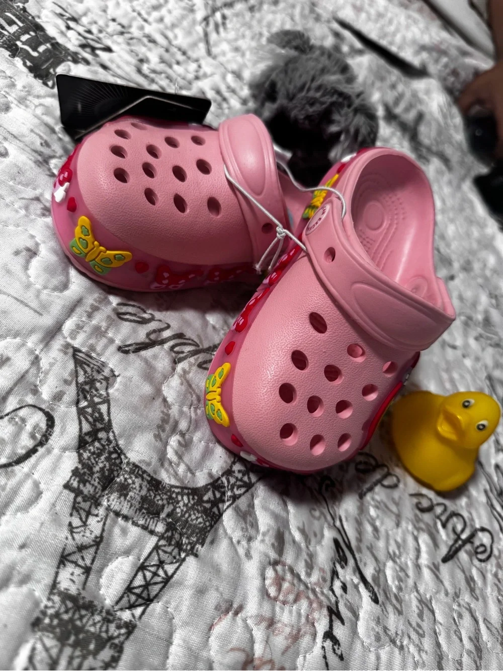 American Exchange Pink Kids' Rainbow & Butterfly Clog Sandals